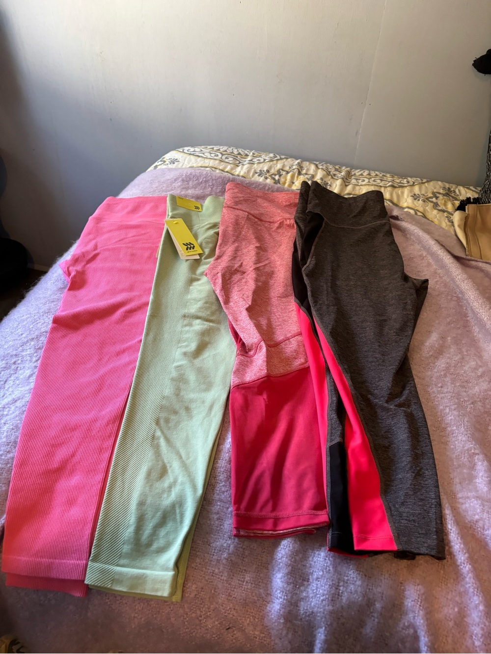 Bundle of leggings.
